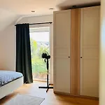 Zur Roemischen Weinstrasse