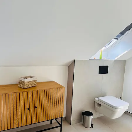 Zur Roemischen Weinstrasse * Kenn