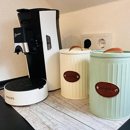 Zur Roemischen Weinstrasse * Kenn