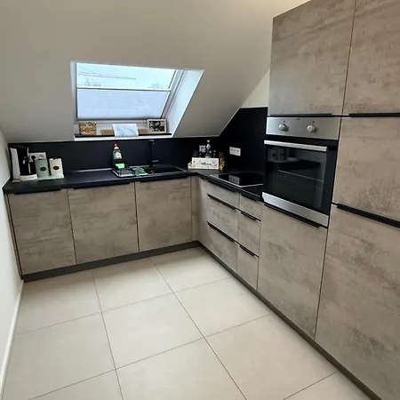 Zur Roemischen Weinstrasse * Kenn