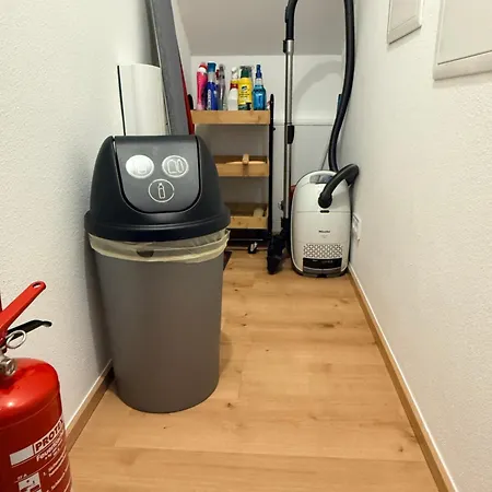 Zur Roemischen Weinstrasse Apartman *