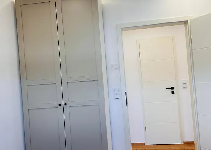 Zur Roemischen Weinstrasse Apartamento