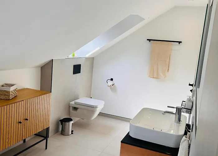 Zur Roemischen Weinstrasse Kenn